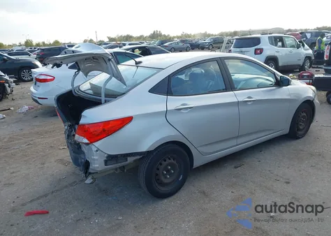 2013 Hyundai Accent Gls z USA, uszkodzony, nr VIN KMHCT4AE8DU535402